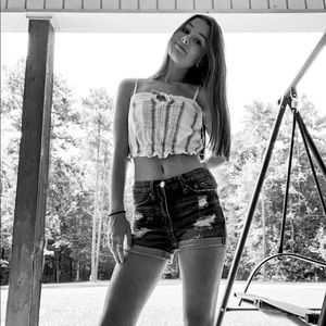 Meet your Posher, Eva